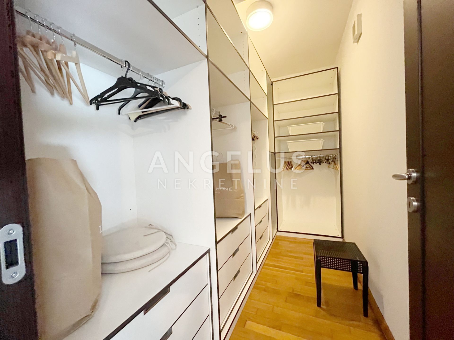 Apartment Zu verkaufen -  Jelenovac