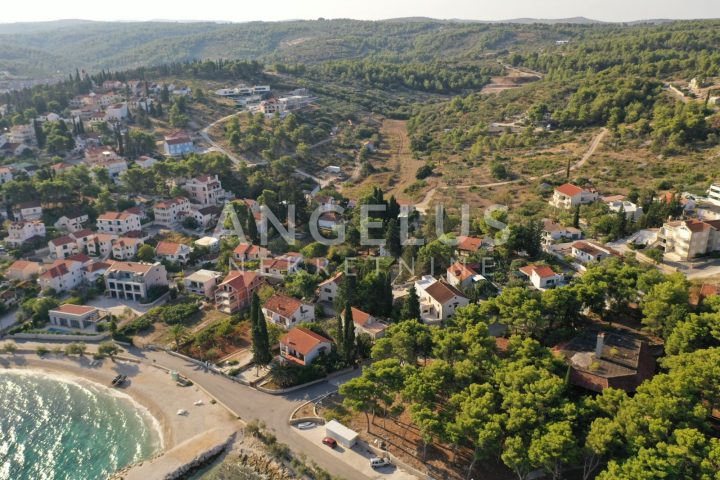 Land For sale — Sutivan