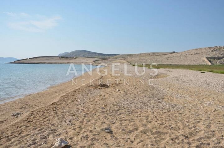 Land for sale 134803 m² – Pag