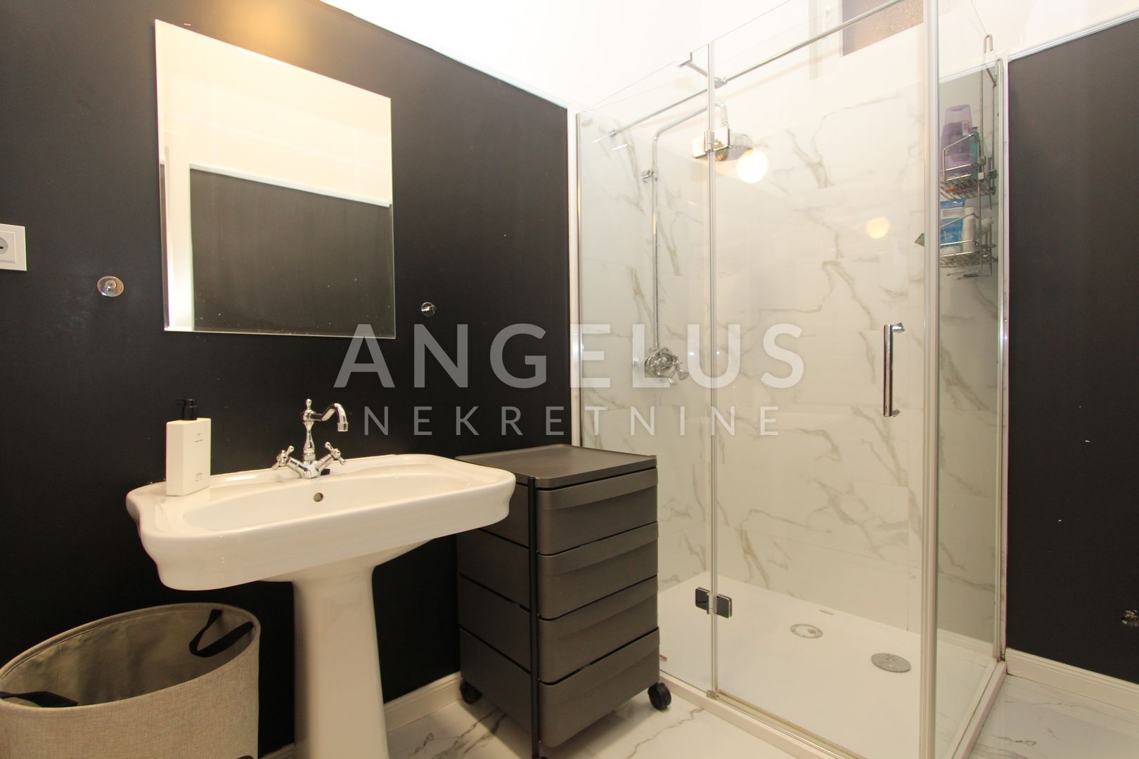 Flat For sale -  Donji grad