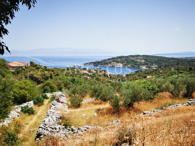Terreno in vendita 2085 m² – Šolta