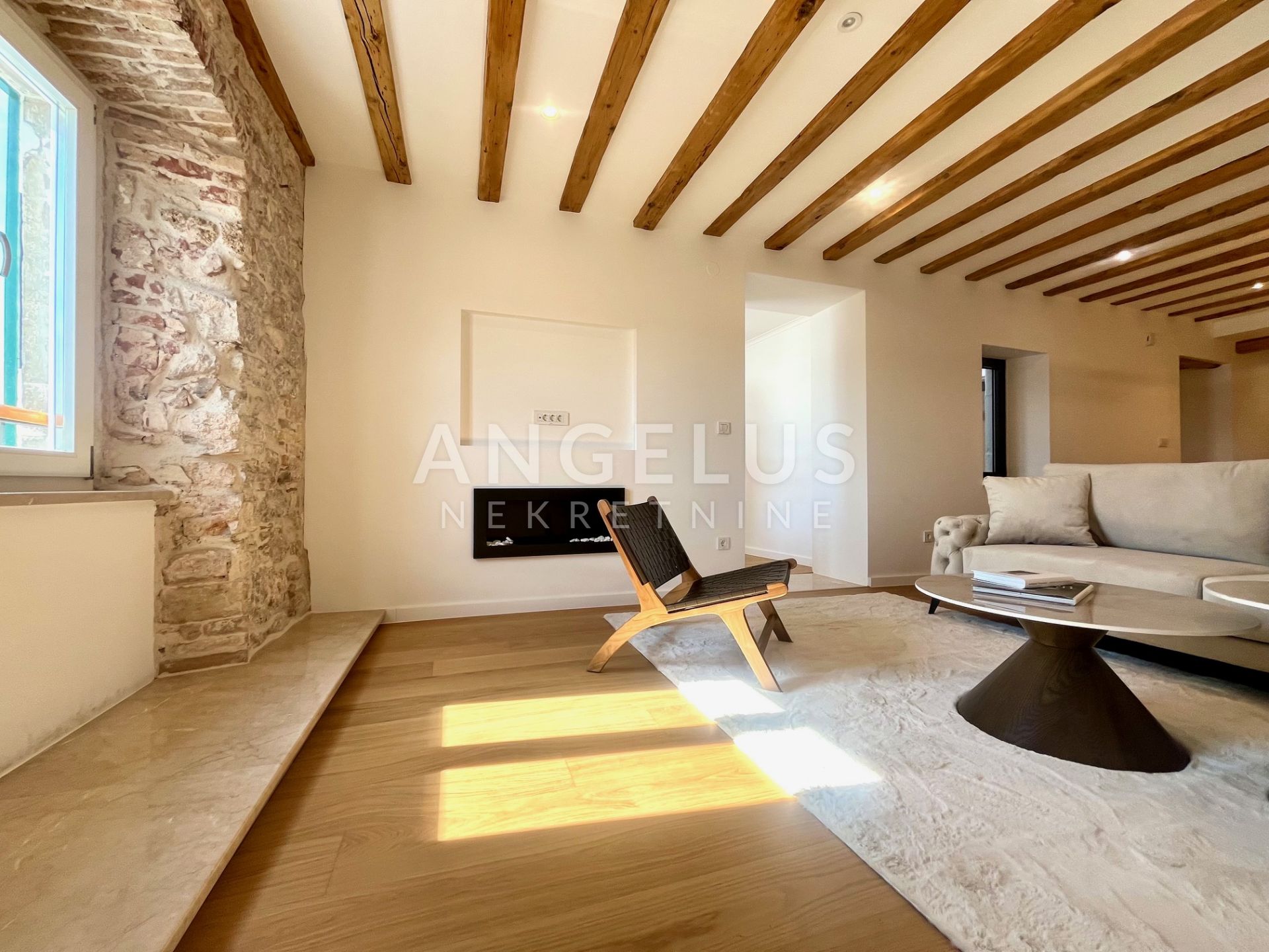 Flat For sale -  Grad