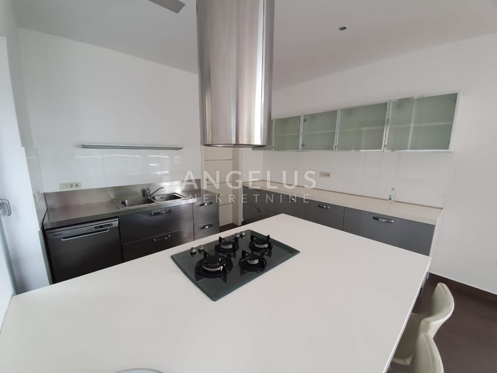 Casa In vendita - Grad Zagreb šestine - foto 2/11
