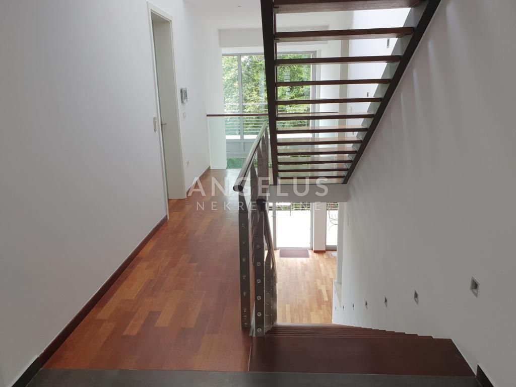 Casa In vendita - Grad Zagreb šestine - foto 3/11