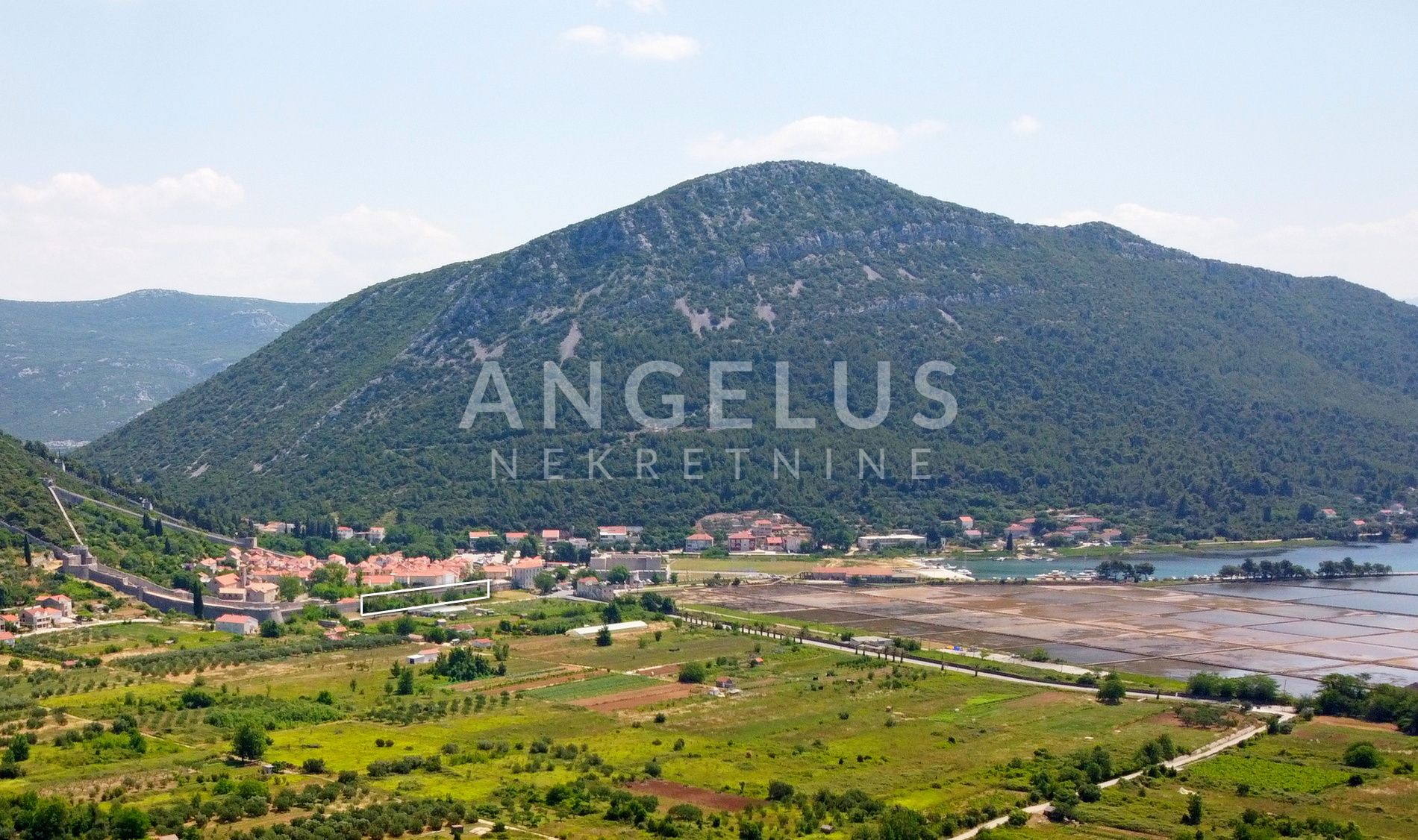Komerčné Na predaj -  Ston