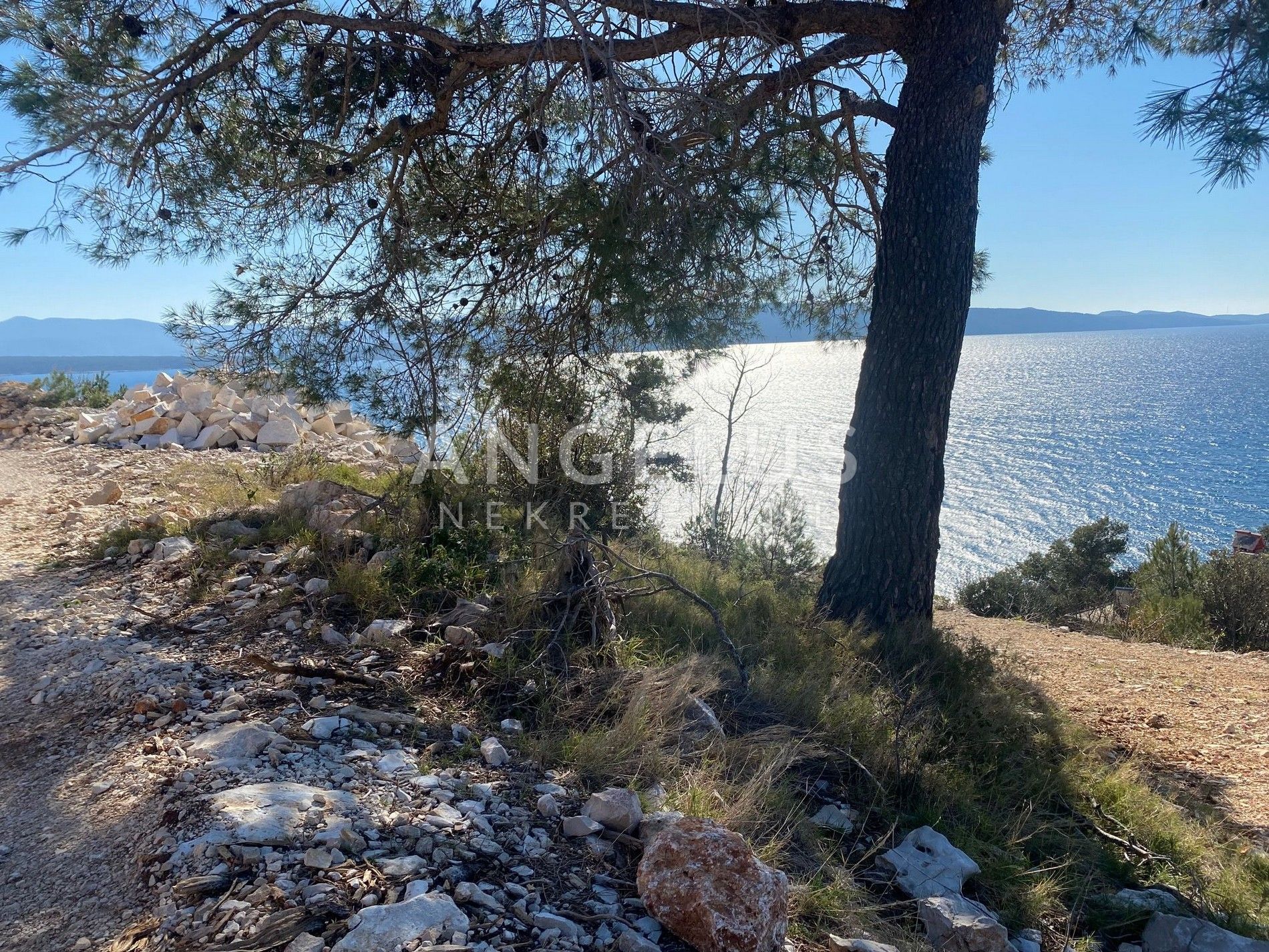 Zemljište Na prodaju -  Nerežišća