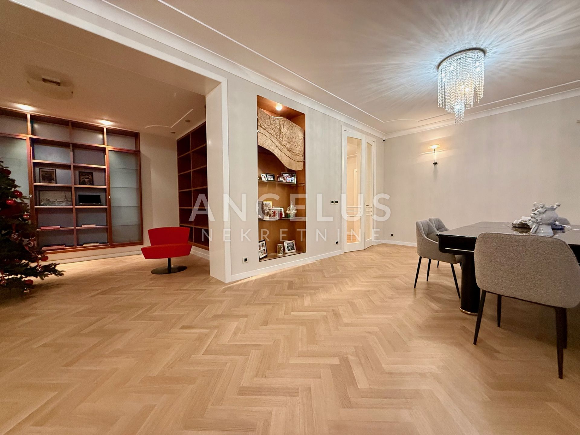 Flat For sale - Donji Grad - foto 1/18