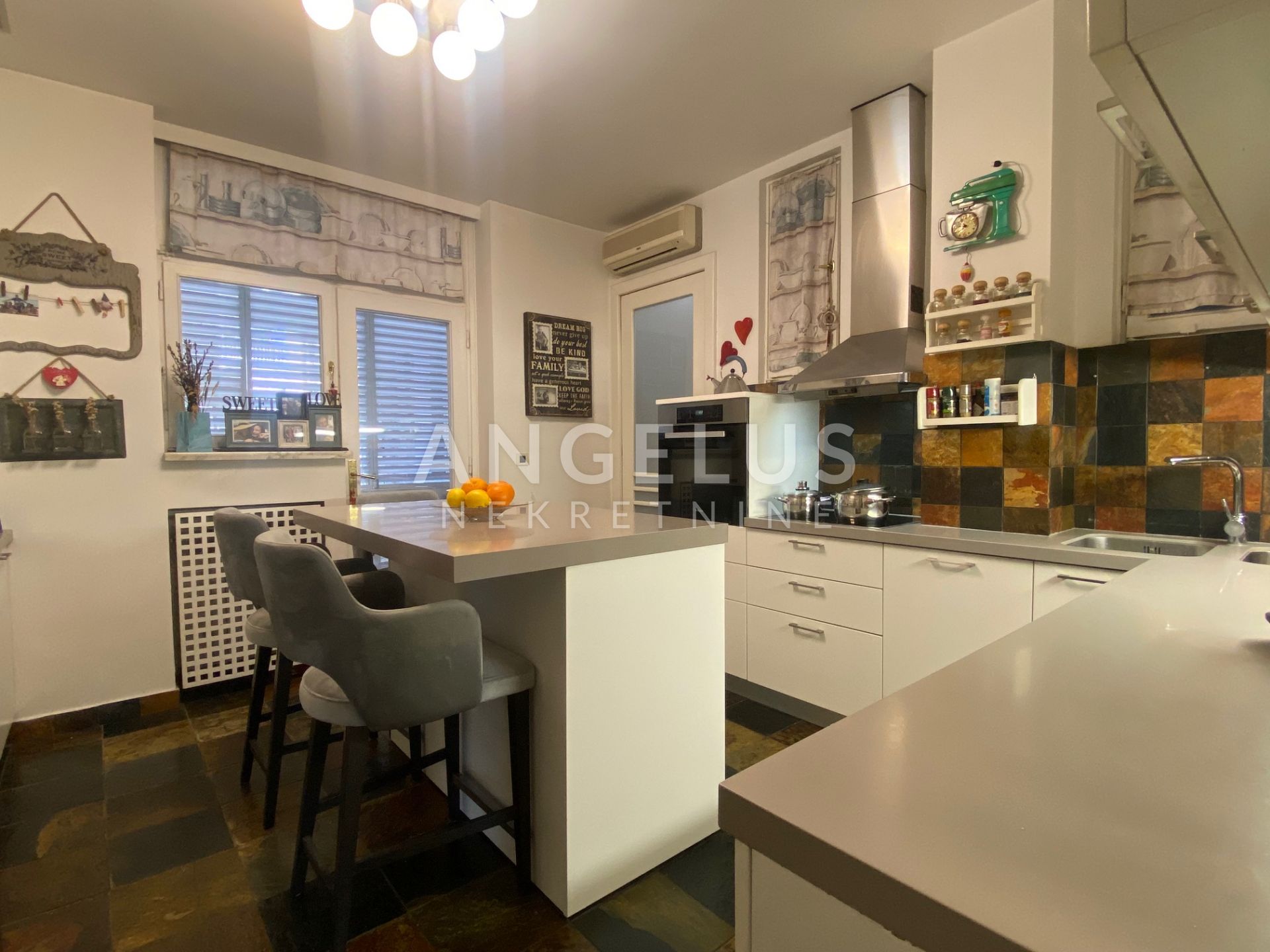 Flat For sale -  Donji grad