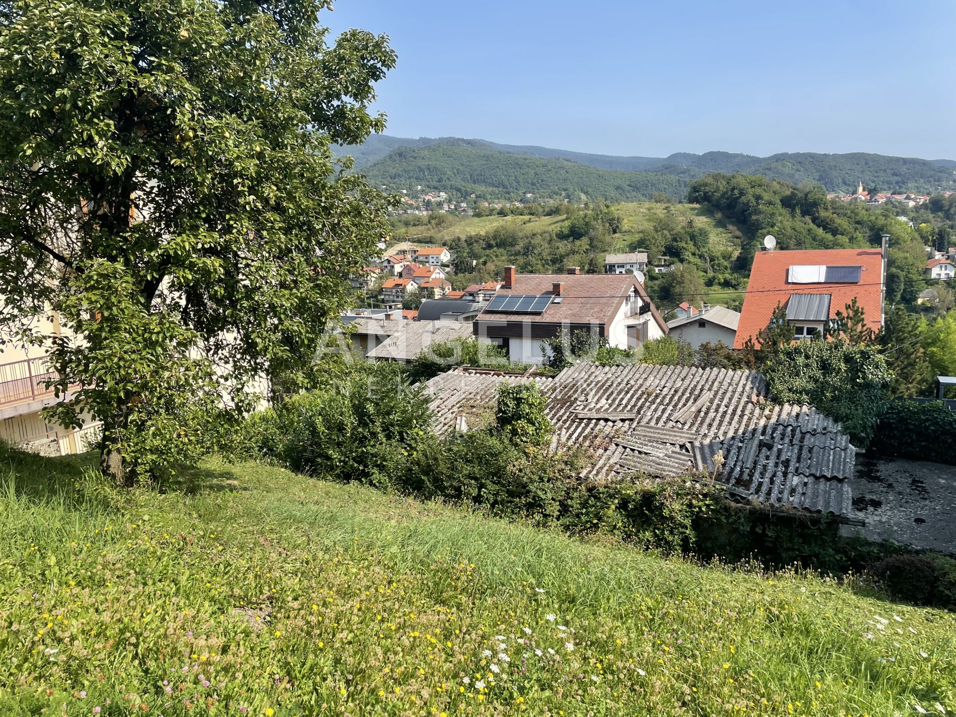 Parcela Na predaj - Grad Zagreb Mlinovi