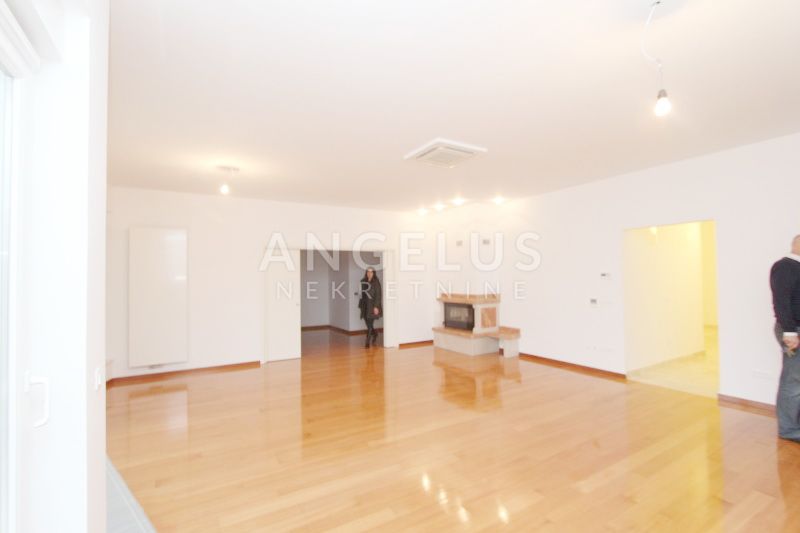 Apartmán Na predaj - Grad Zagreb Prekrižje