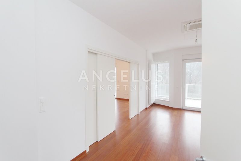 Apartmán Na predaj - Grad Zagreb Prekrižje
