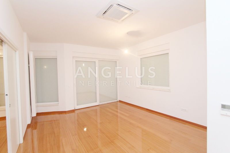 Apartmán Na predaj - Grad Zagreb Prekrižje