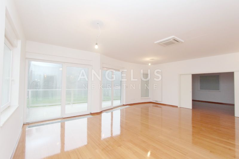 Apartmán Na predaj - Grad Zagreb Prekrižje - foto 4/51