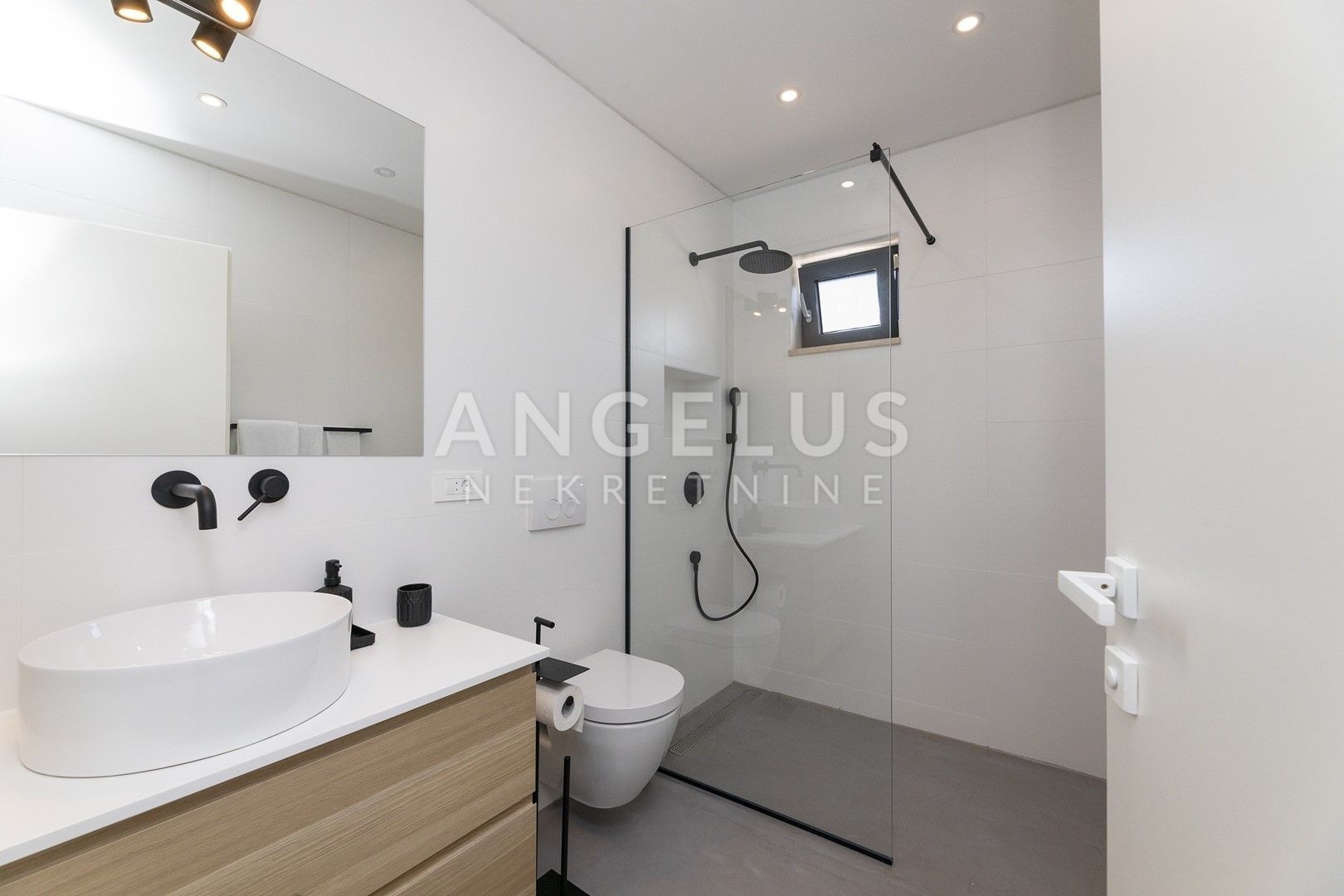House For sale -  Supetar