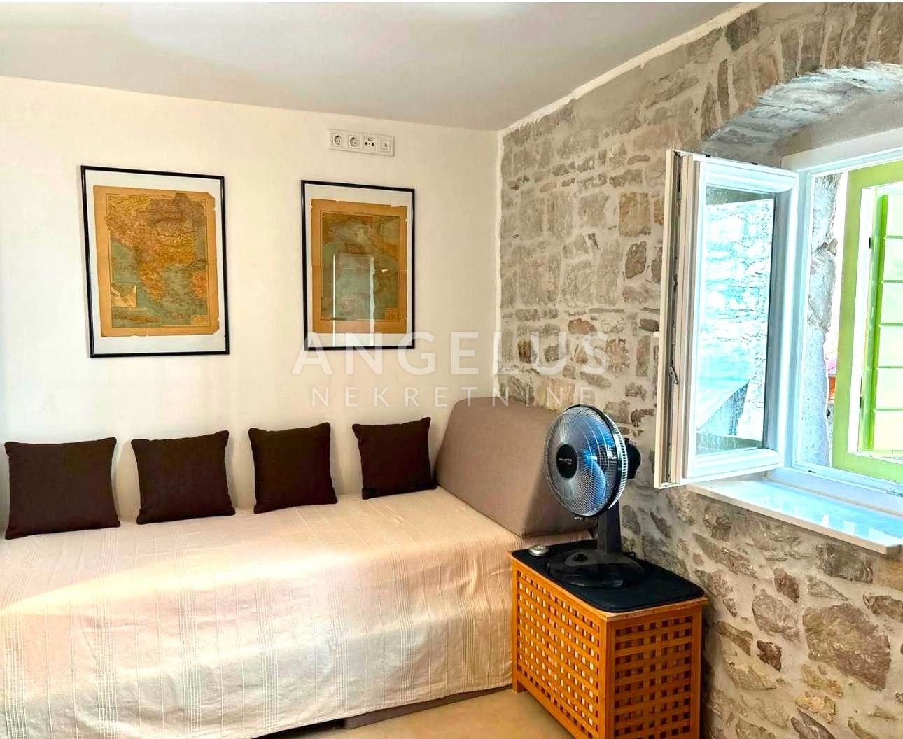 House For sale - Splitsko-dalmatinska Kaštel Lukšić