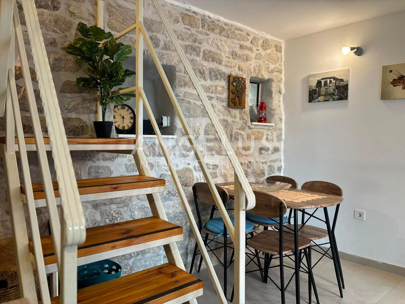 House For sale - Splitsko-dalmatinska Kaštel Lukšić - foto 2/29