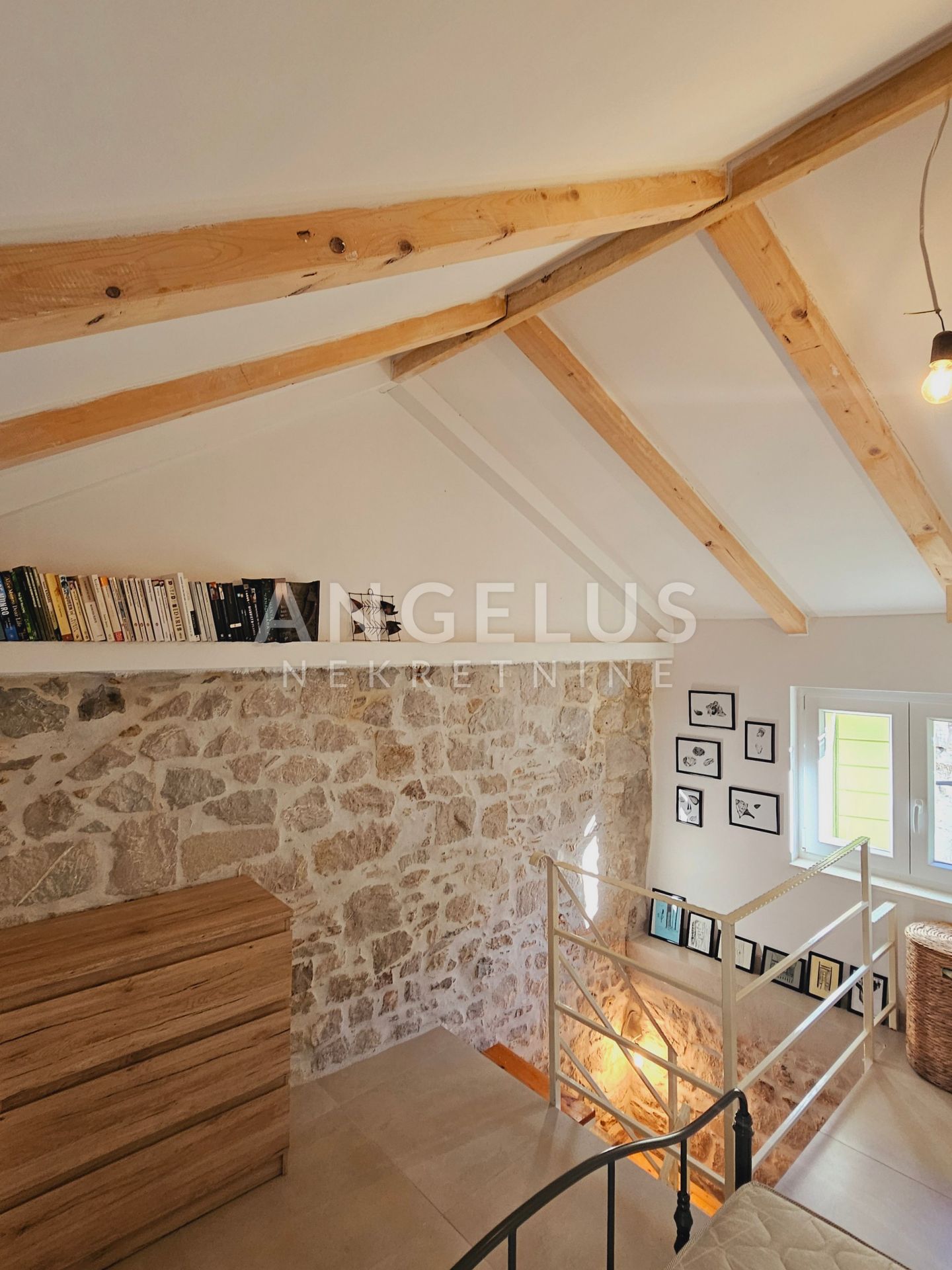 House For sale - Splitsko-dalmatinska Kaštel Lukšić