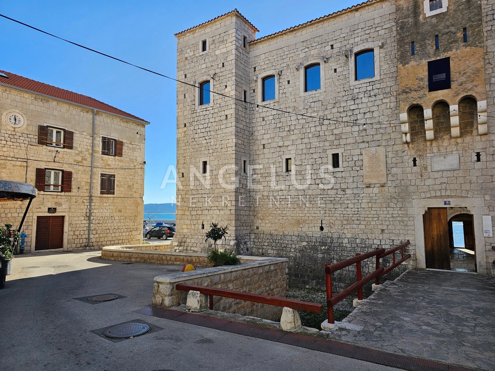 Haus Zu verkaufen - Splitsko-dalmatinska Kaštel Lukšić