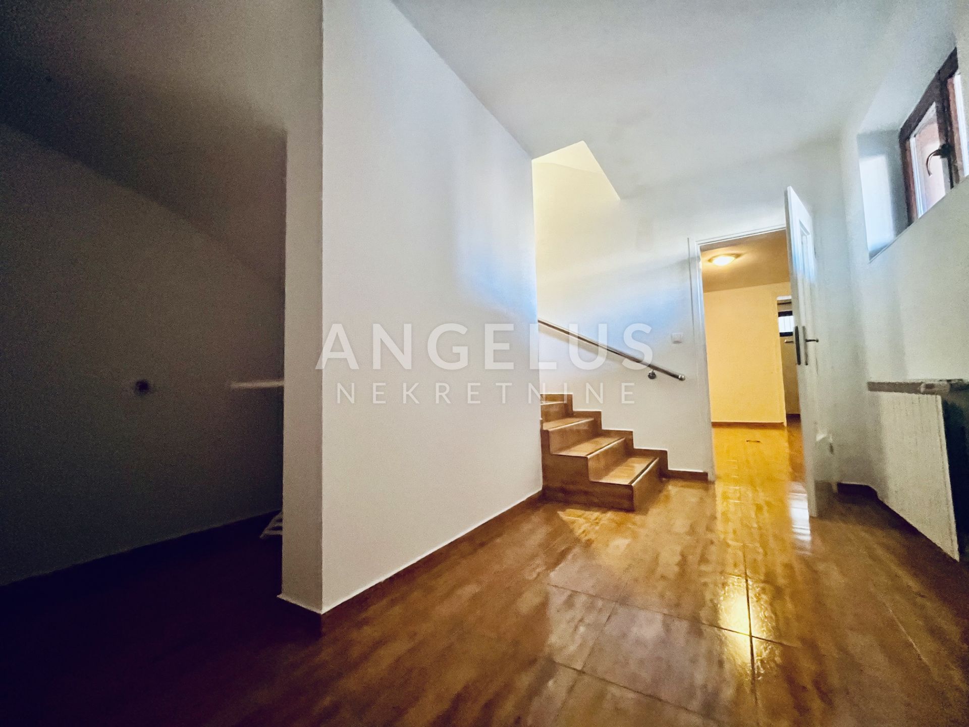 Haus Zu verkaufen -  Dedići