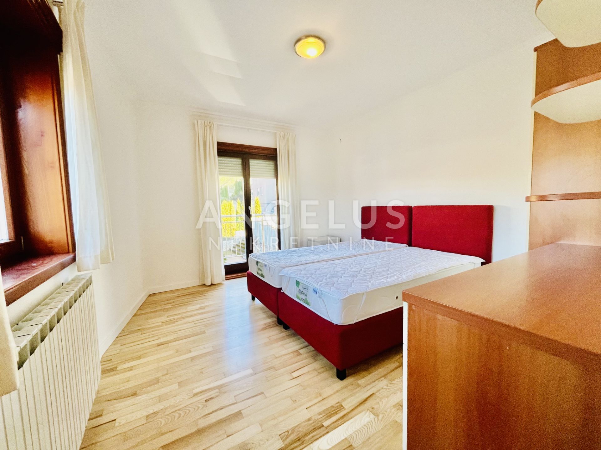 Haus Zu verkaufen -  Dedići