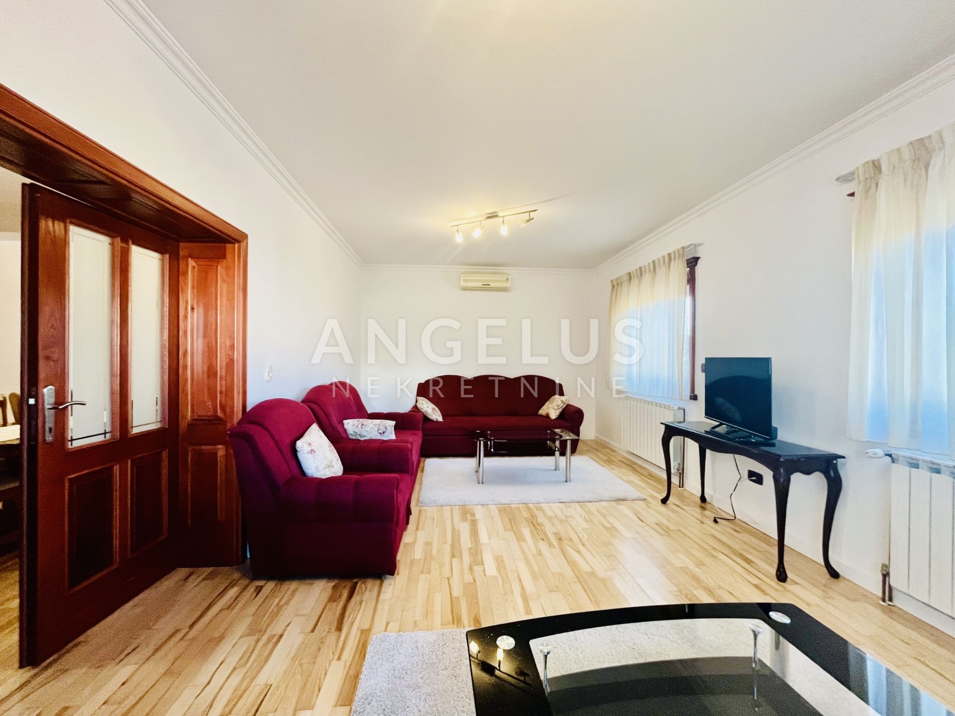 Haus Zu verkaufen -  Dedići