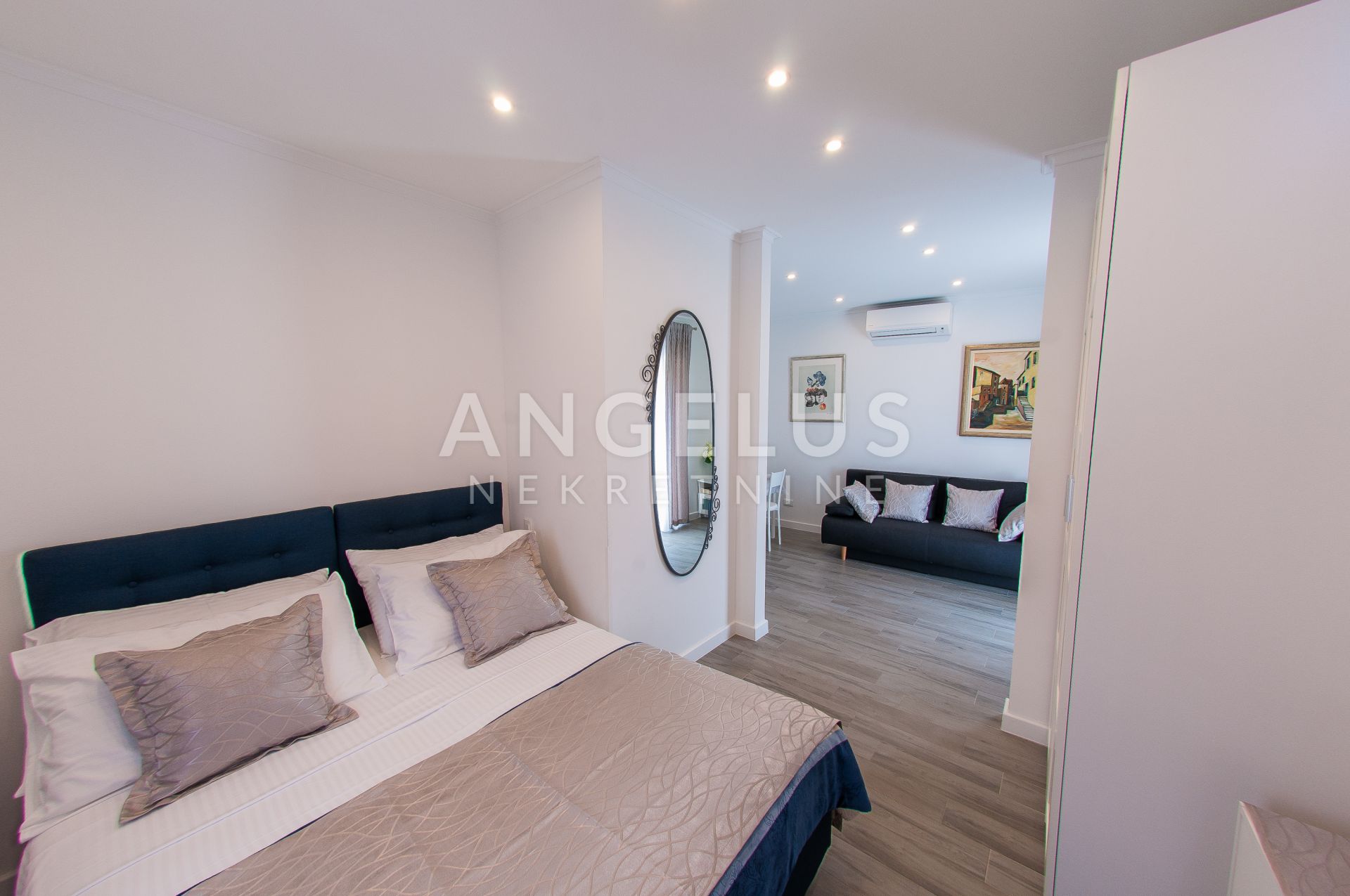 Apartment Zu verkaufen -  Grad