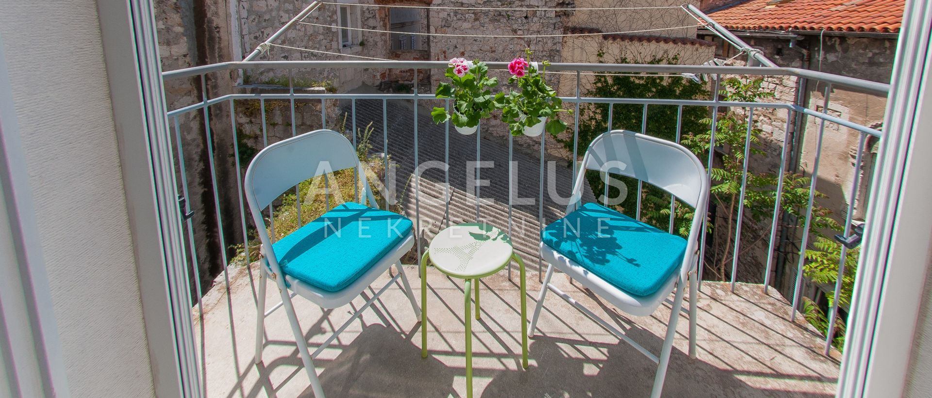 Apartment Zu verkaufen -  Grad