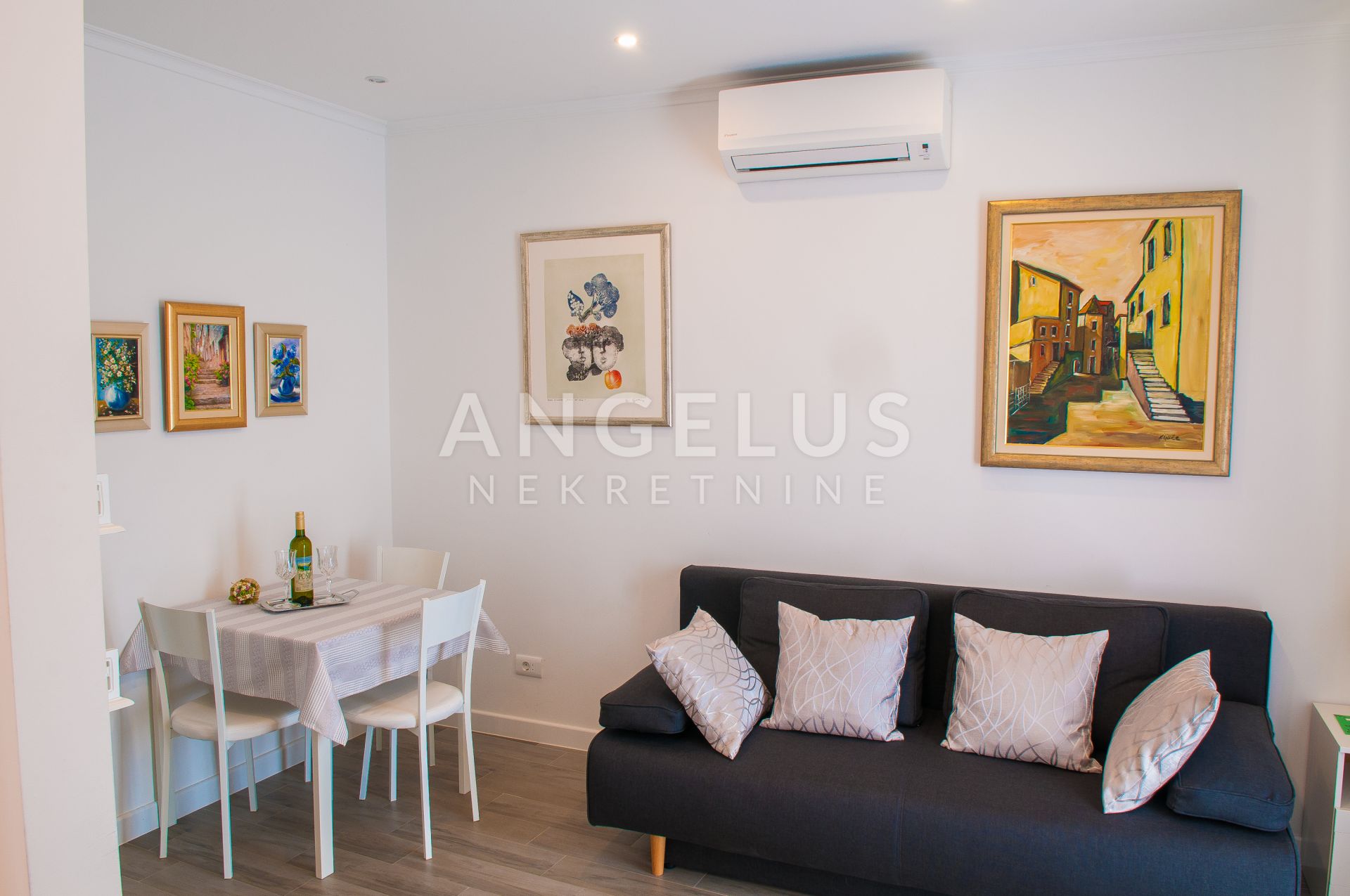 Apartment Zu verkaufen -  Grad