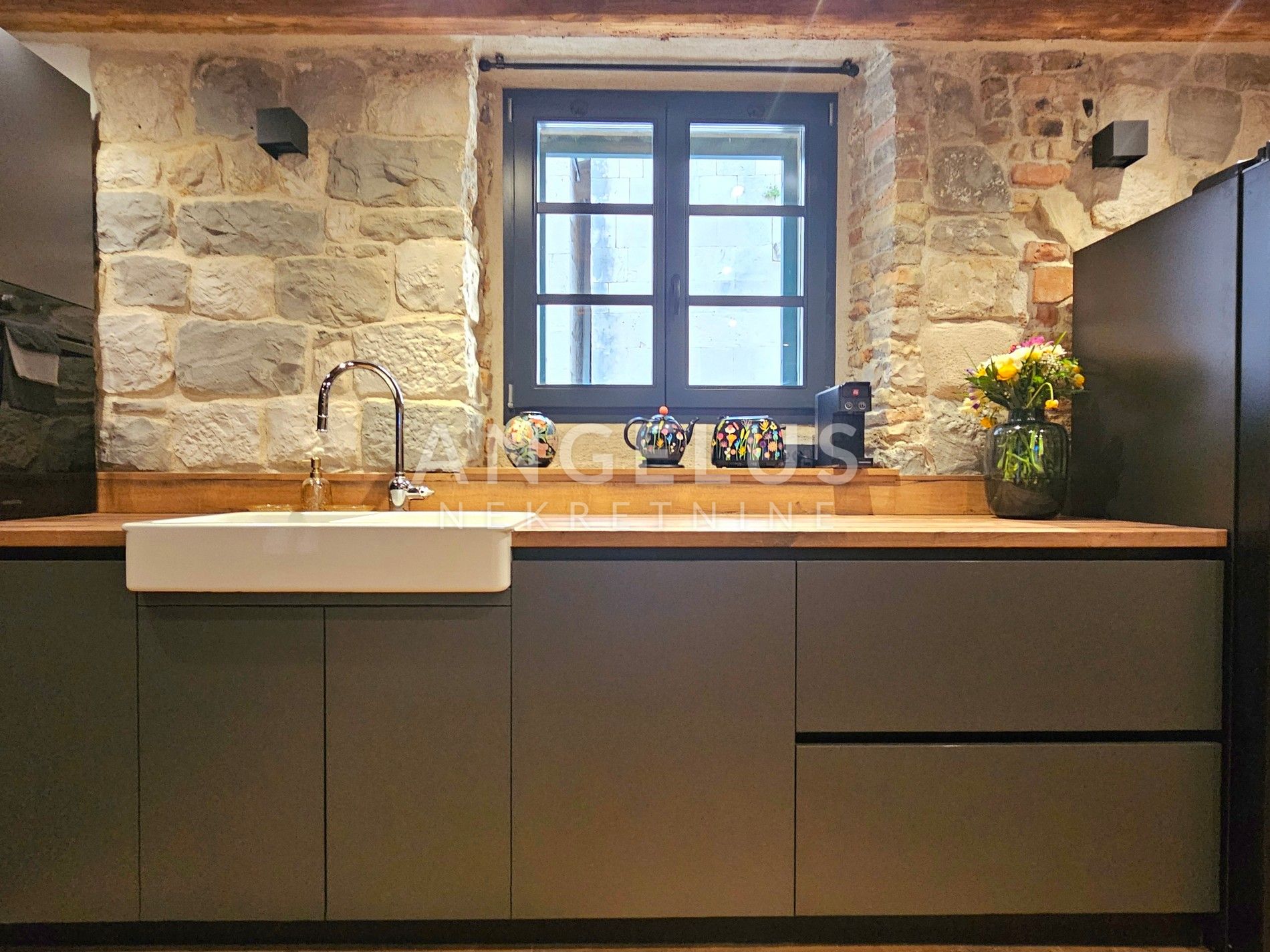 Maison À vendre -  Kaštel Stari