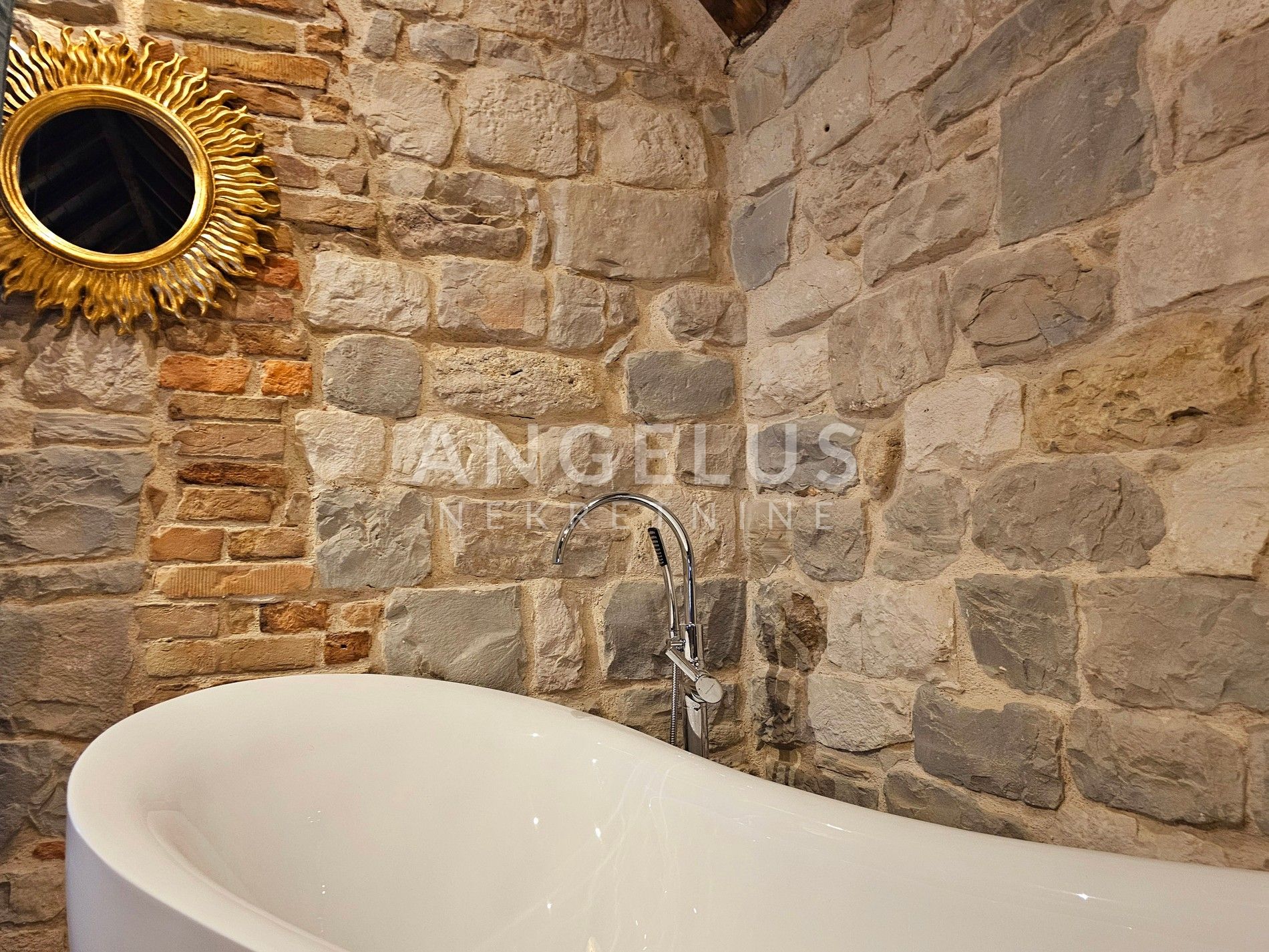 Maison À vendre -  Kaštel Stari