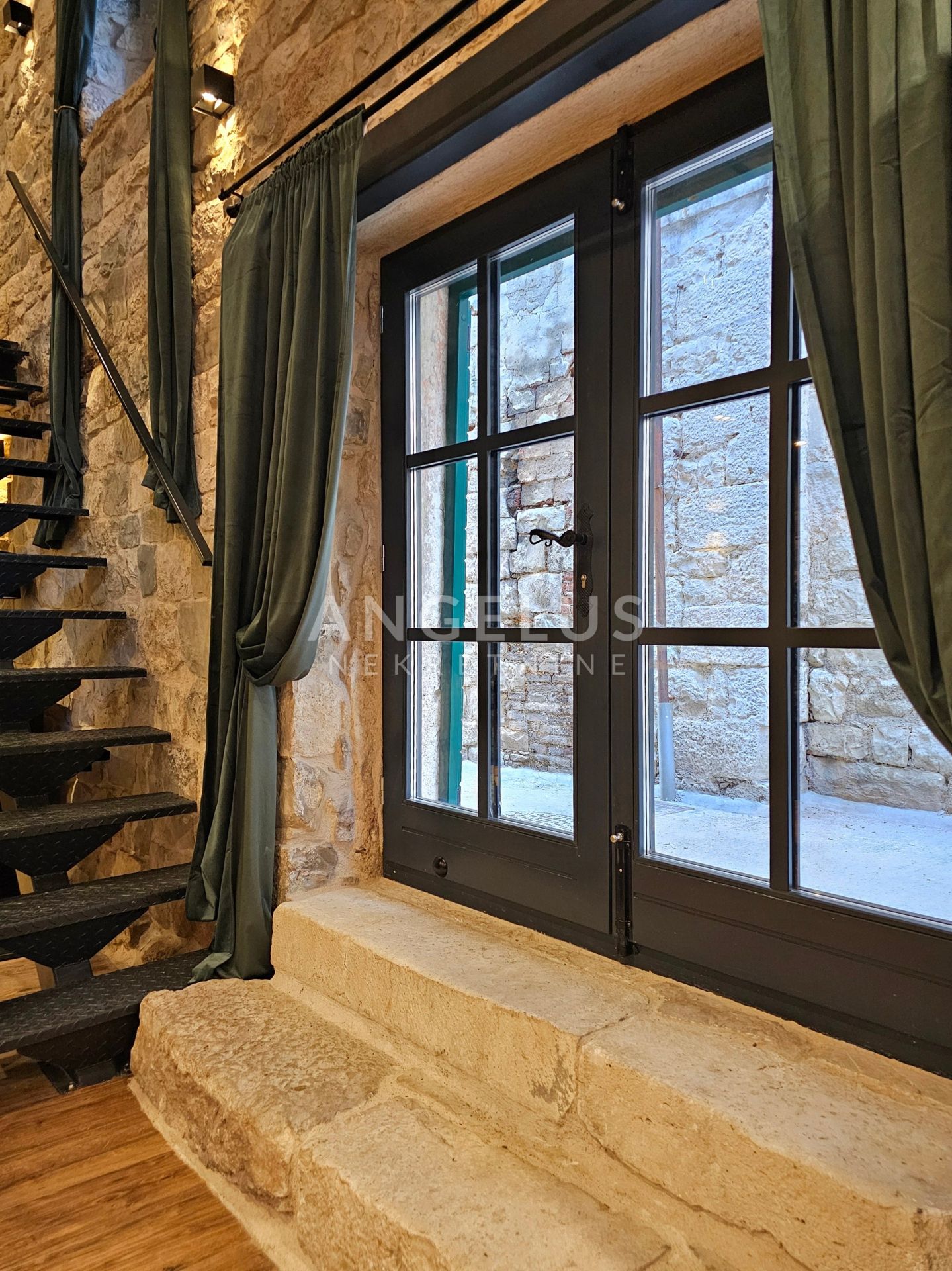 Maison À vendre -  Kaštel Stari