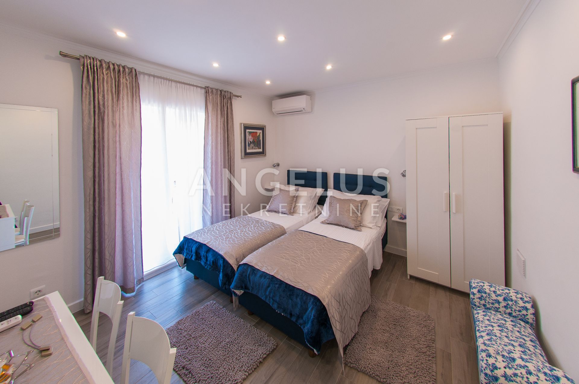 Flat For sale - Splitsko-dalmatinska Grad