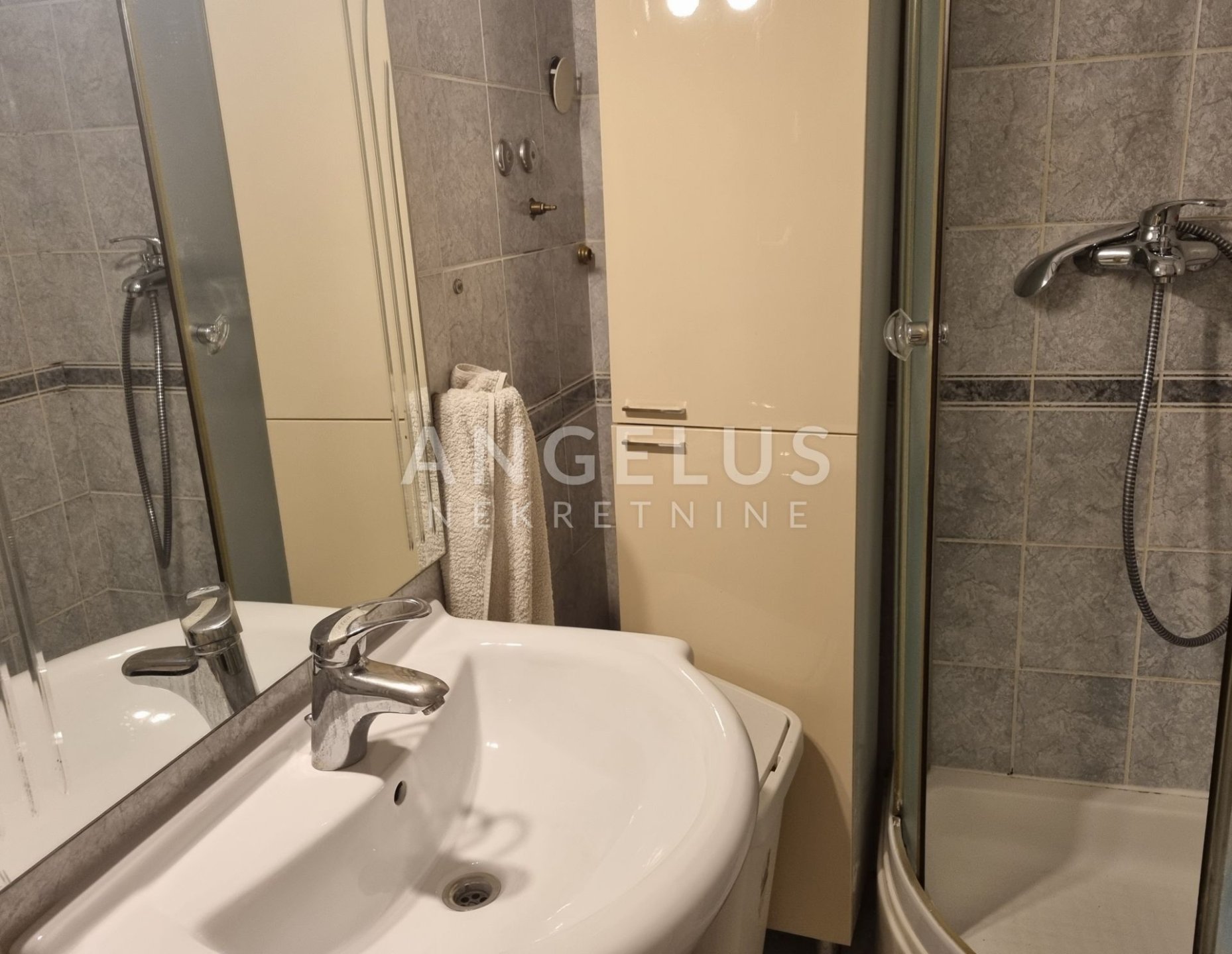Apartma Za najem - Splitsko-dalmatinska Gripe