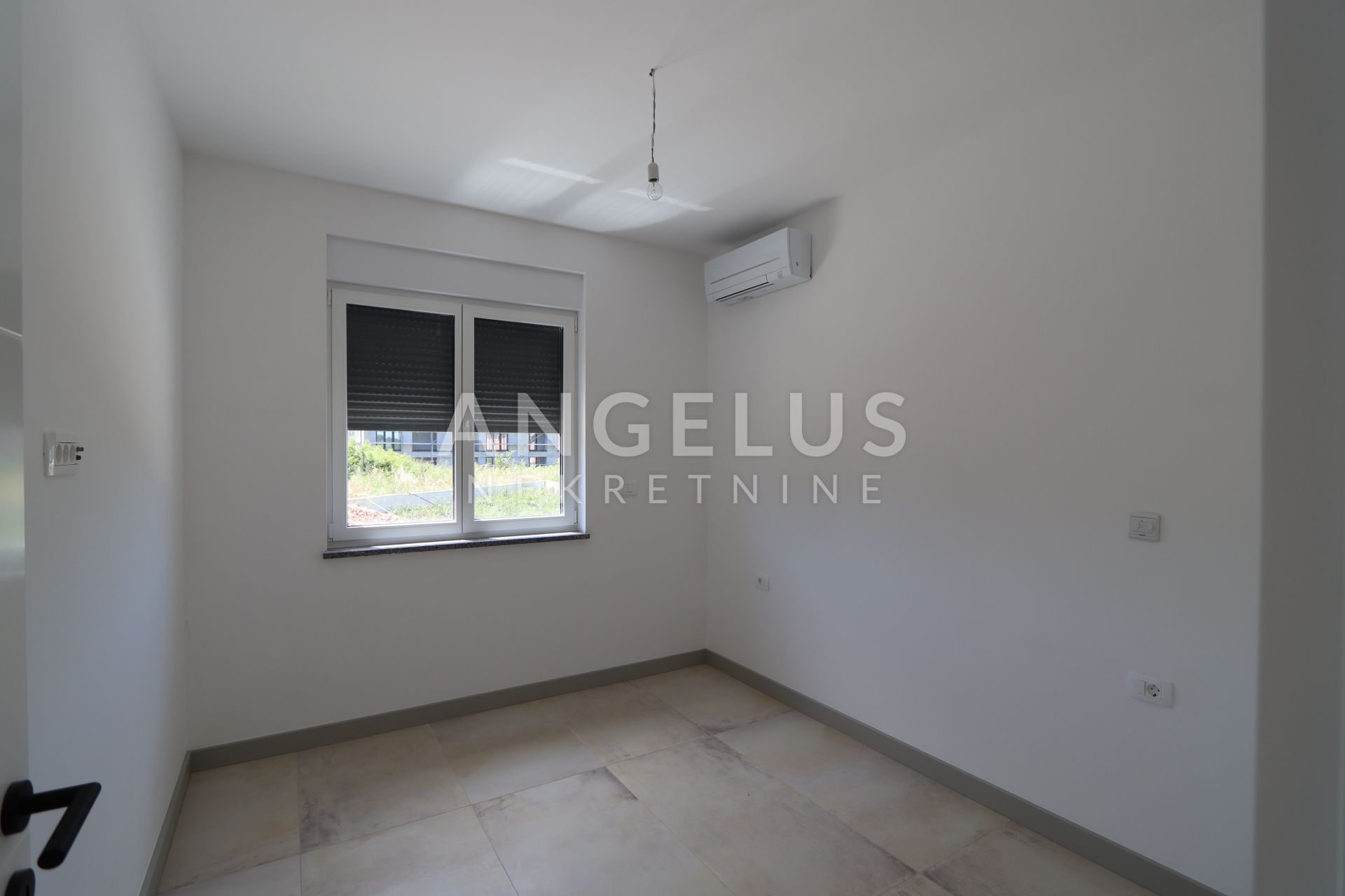 Flat For sale - Istarska Banjole