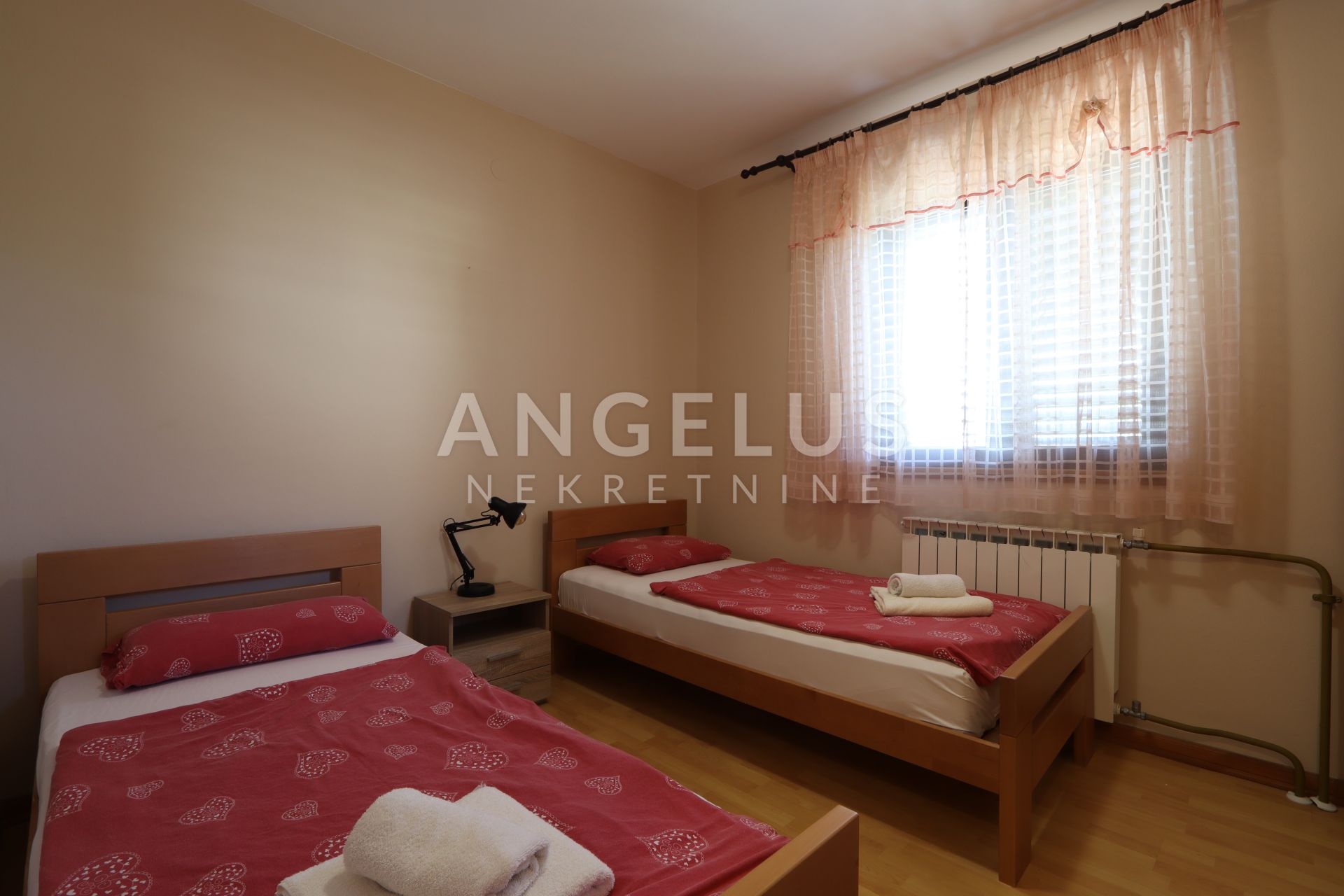 Kuća Na prodaju -  Banjole