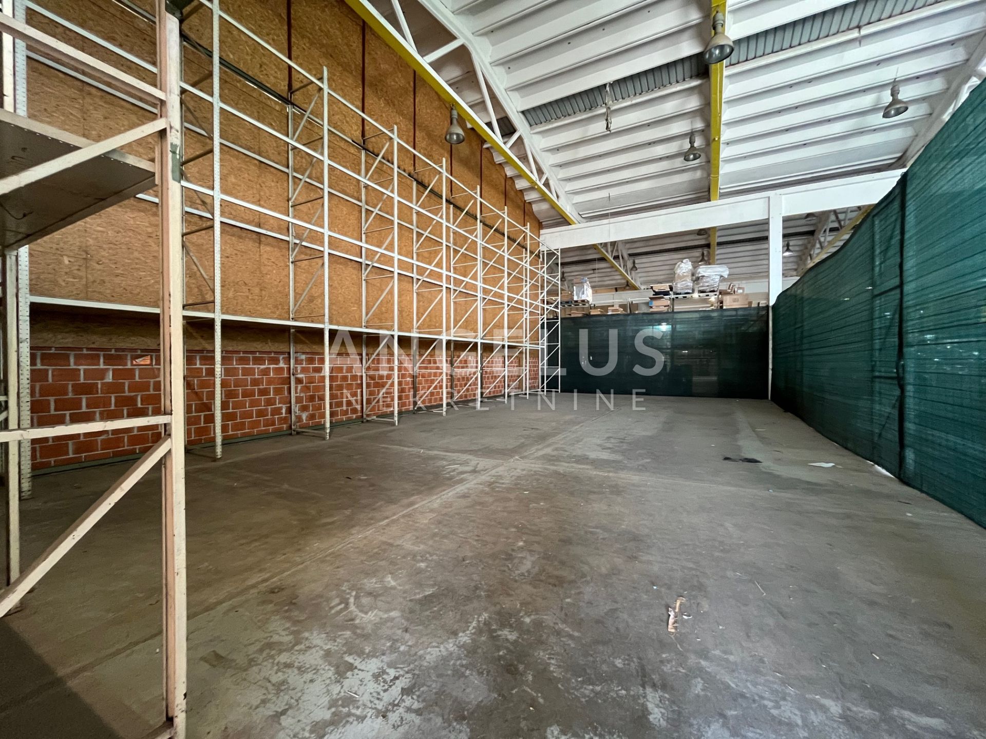 Business premises For sale -  Požega
