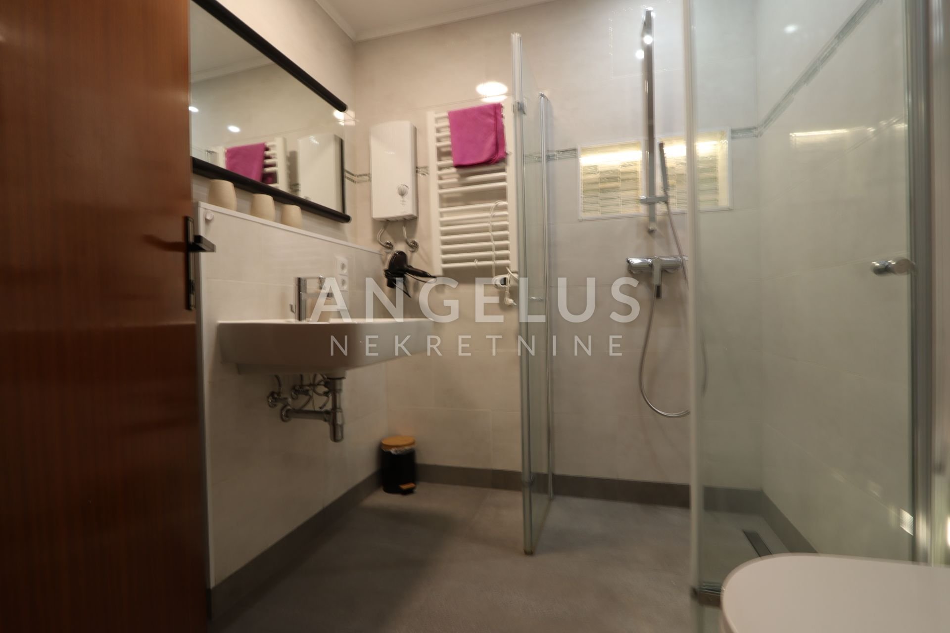 Apartment Zu vermieten - Istarska Šijana