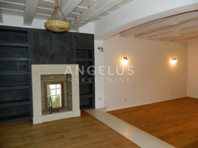 House For rent - Grad Zagreb Gornji Grad - foto 4/23