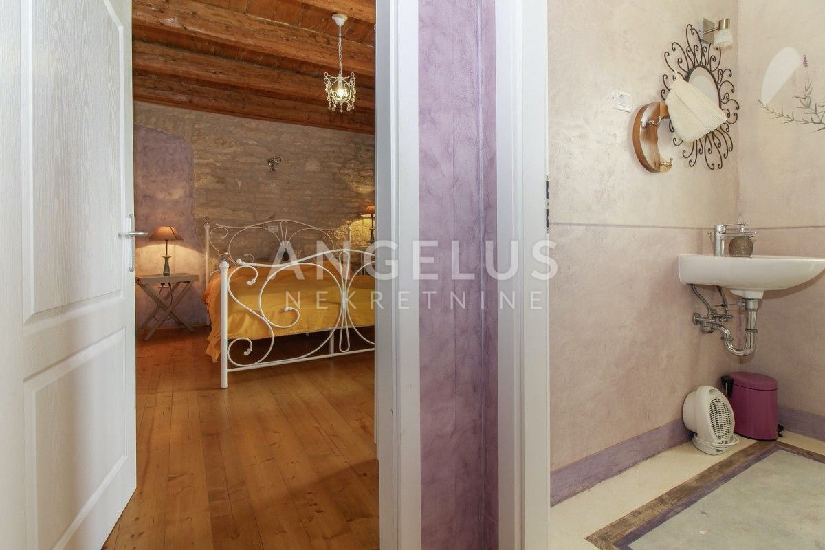 House For sale -  Raponji