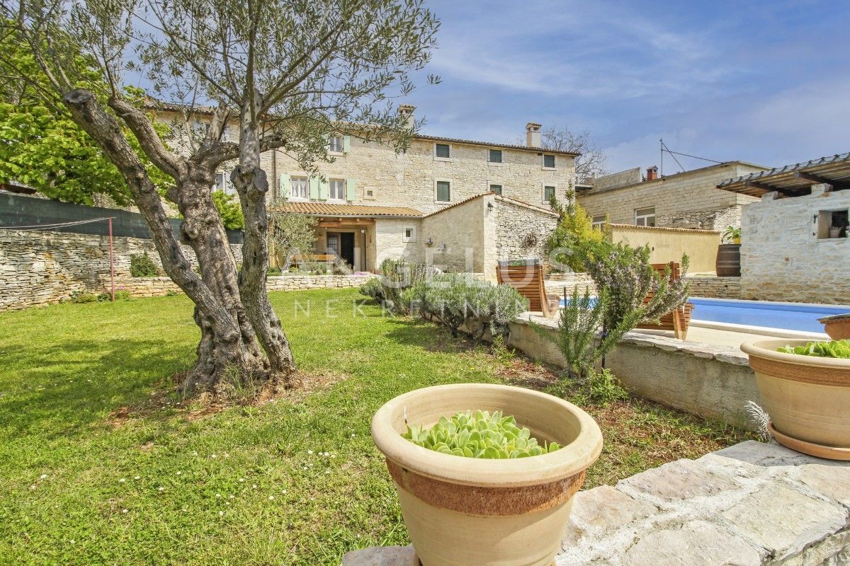House For sale -  Raponji