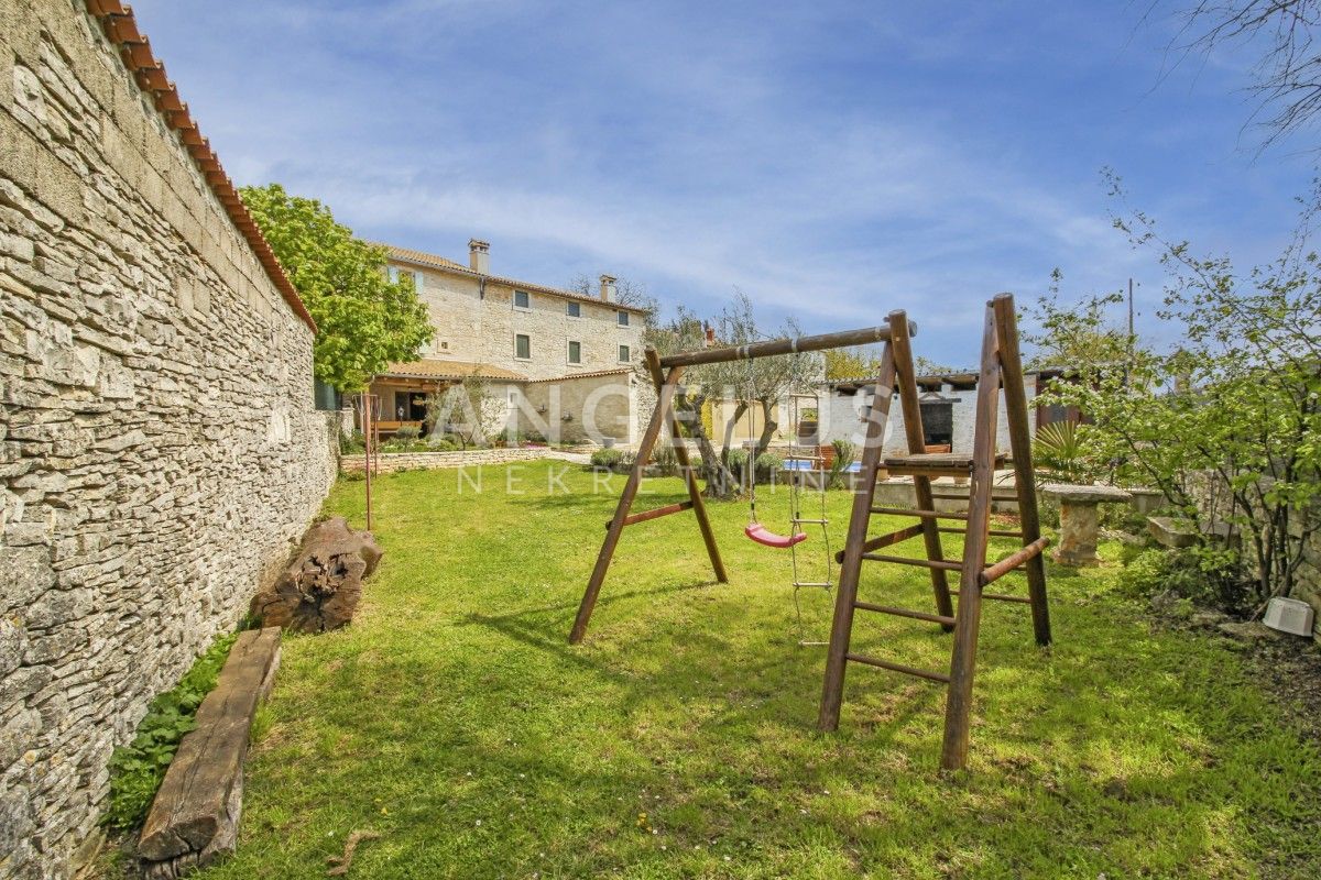 House For sale -  Raponji