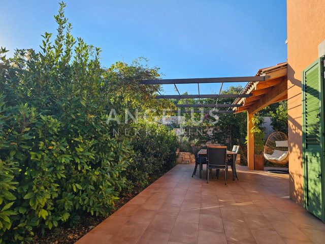 House For sale - Splitsko-dalmatinska Sutivan - foto 2/52