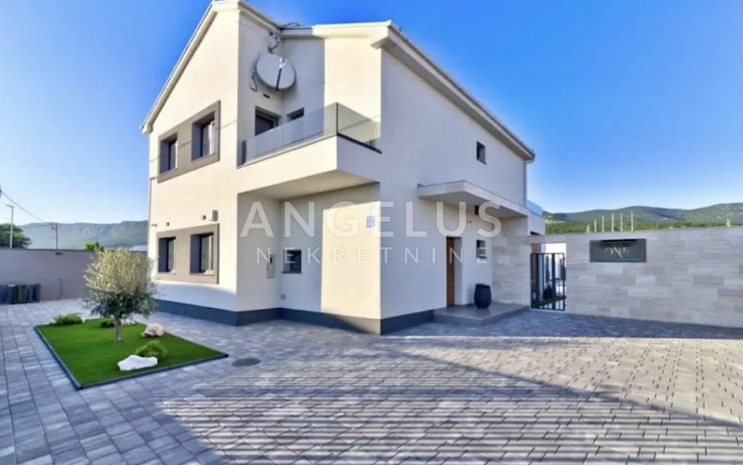 Kuća Na prodaju -  Novi Vinodolski