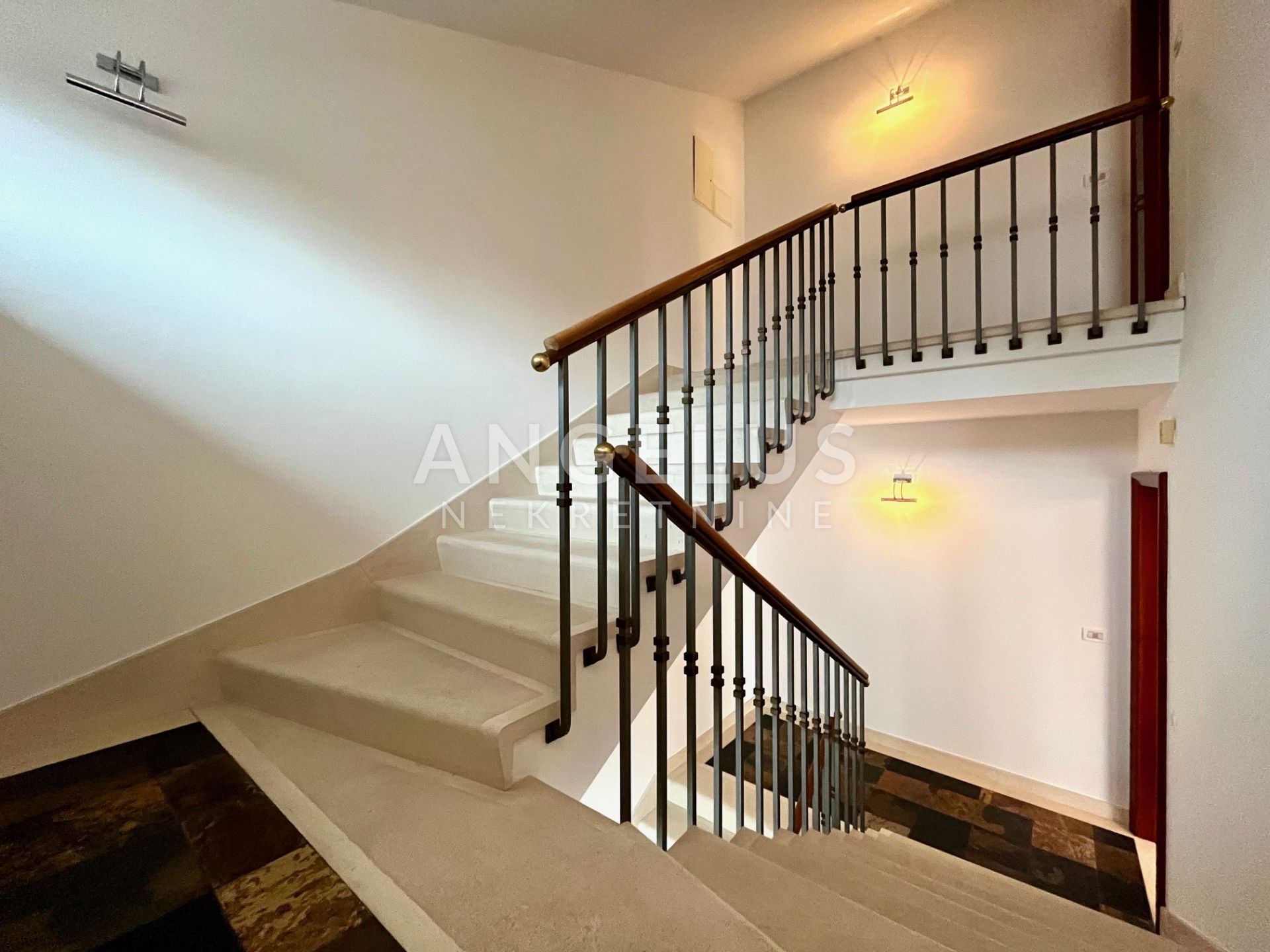 Haus Zu verkaufen - Grad Zagreb Tuškanac