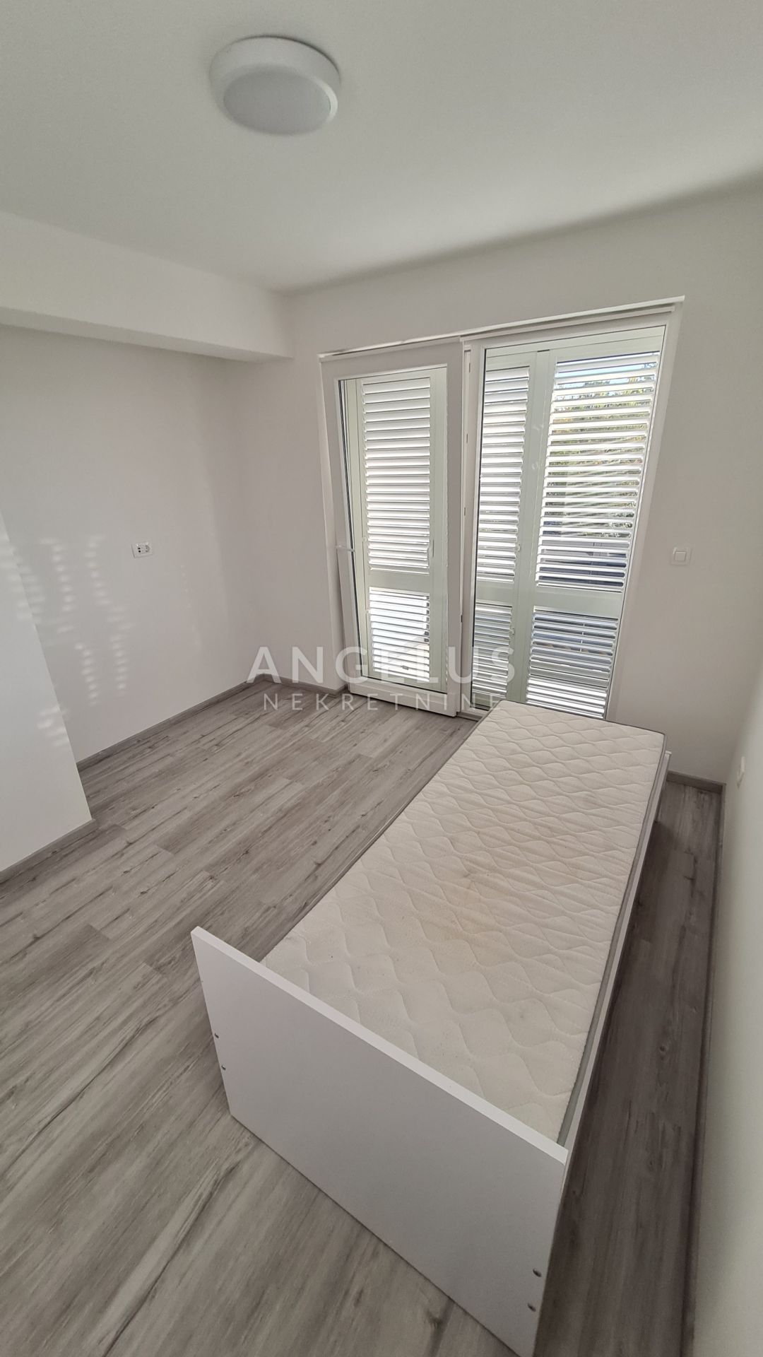Haus Zu verkaufen -  Jadranovo