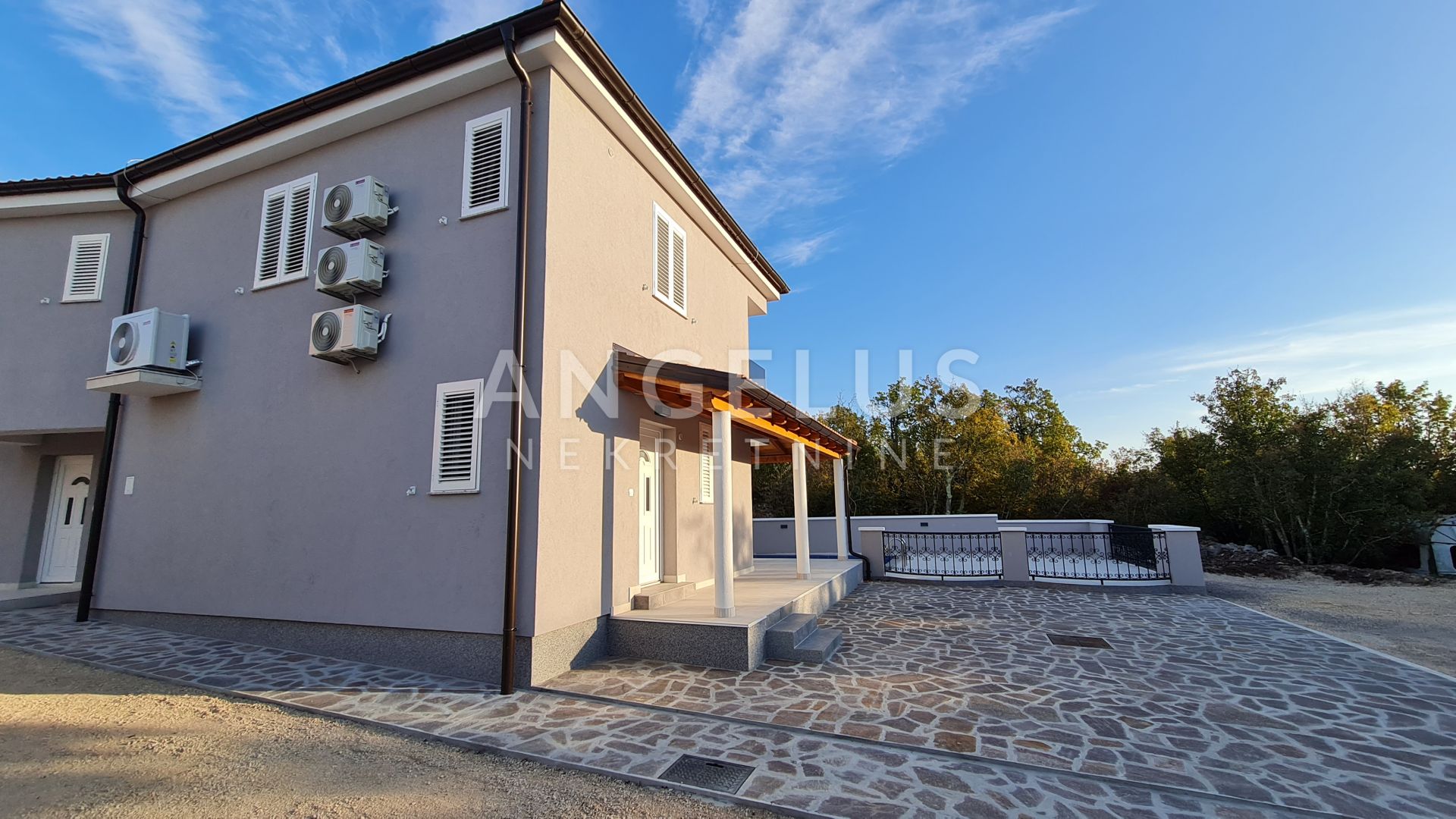 Haus Zu verkaufen -  Jadranovo
