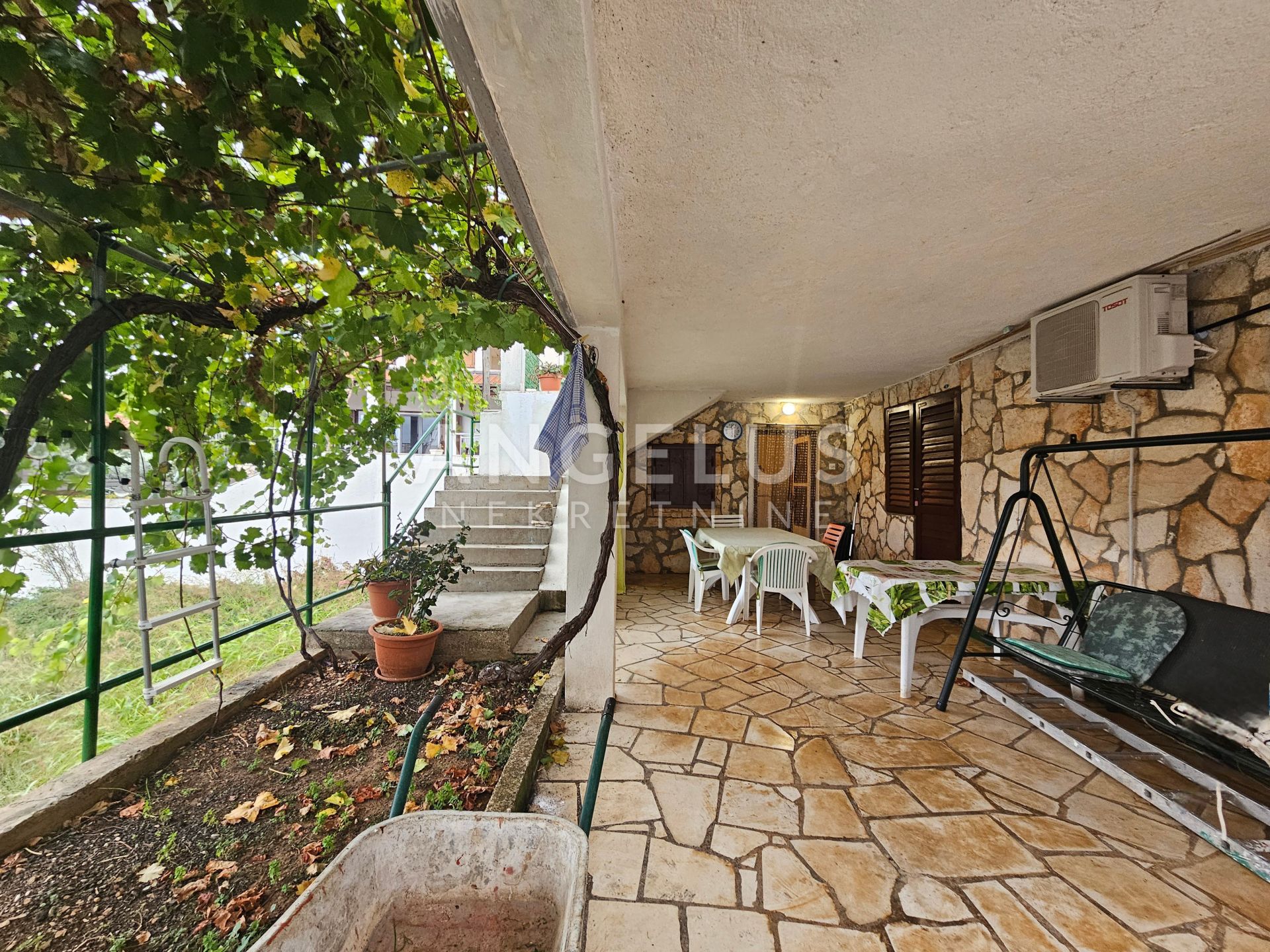 Haus Zu verkaufen -  Rukavac