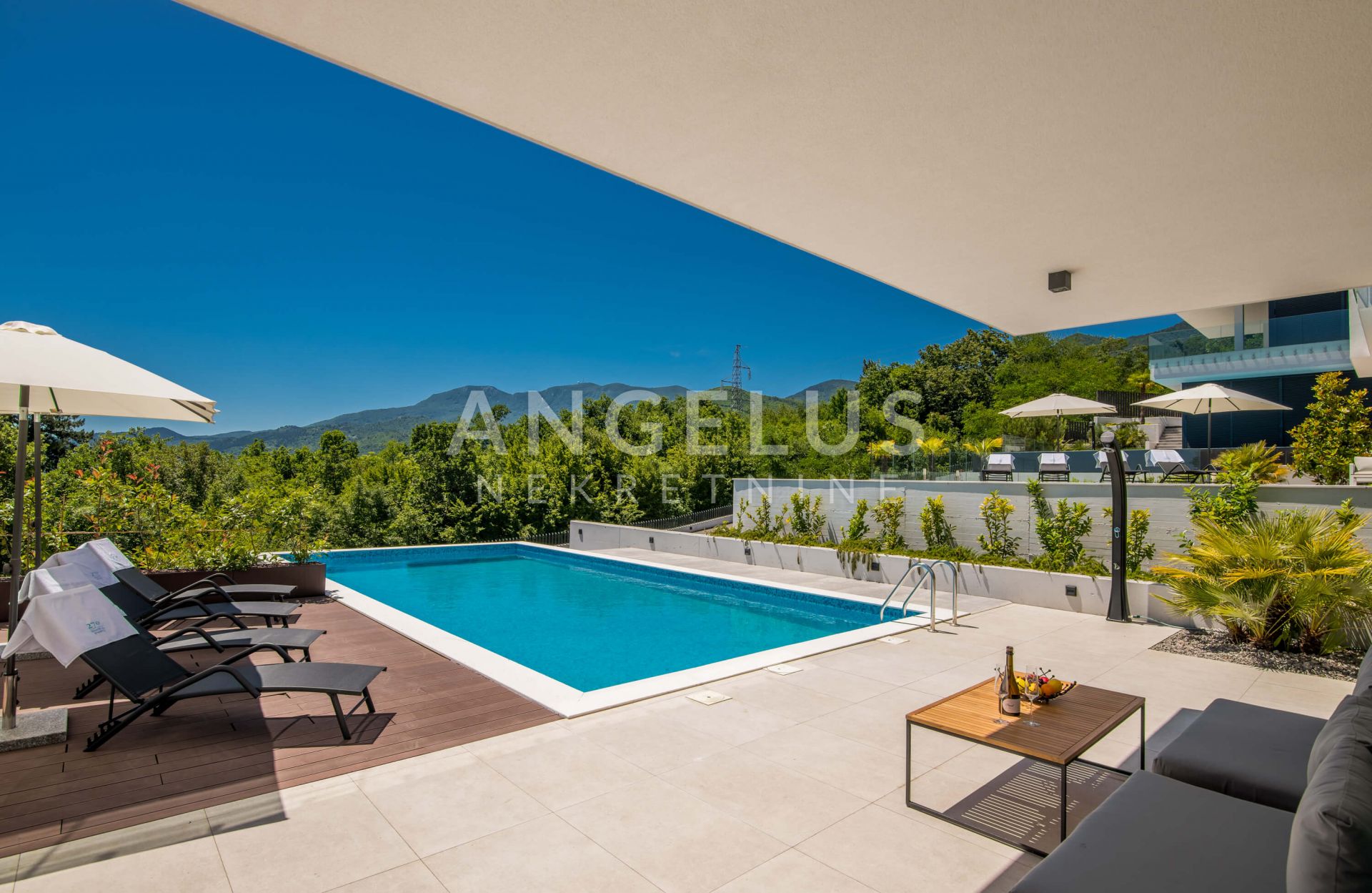 Casa In vendita - Primorsko-goranska Veprinac