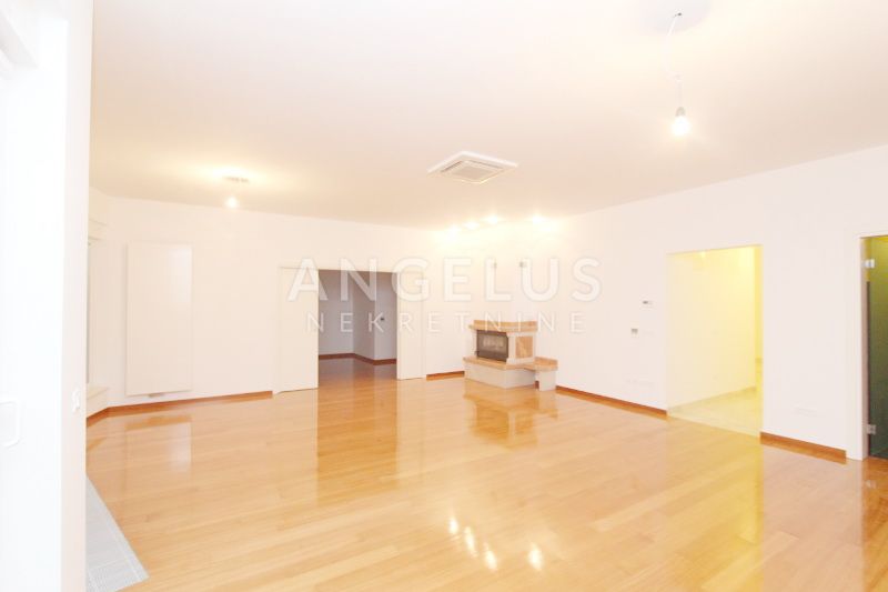 Apartmán Na predaj - Grad Zagreb Prekrižje