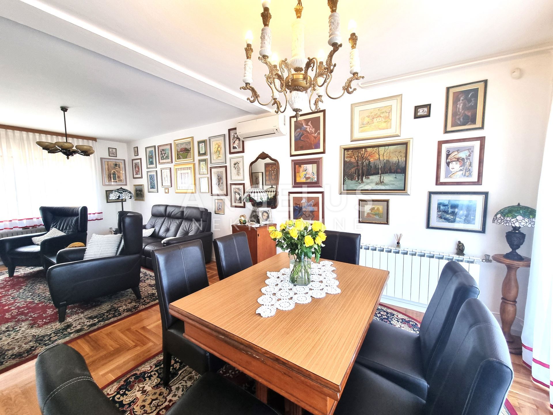 Casa In vendita -  Jelenovac